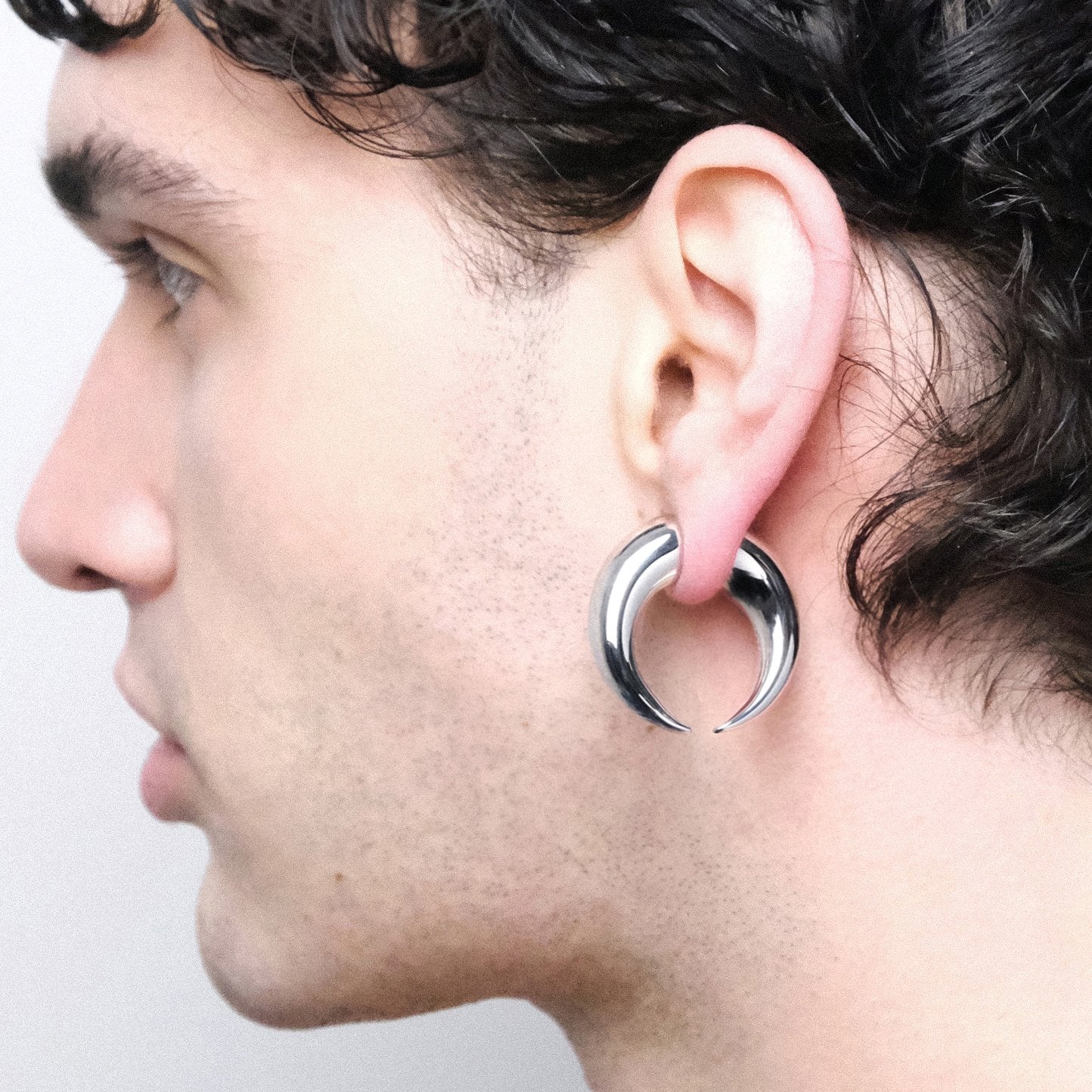 KISKA Tusk Earring