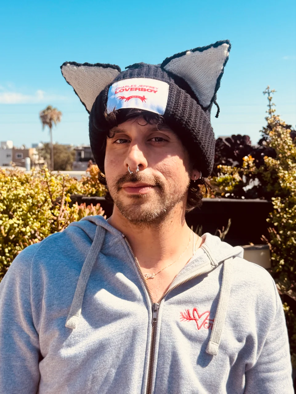 LOVERBOY BY CHARLES JEFFREY CHUNKY EARS BEANIE in BLACK / ECRU - Image 2