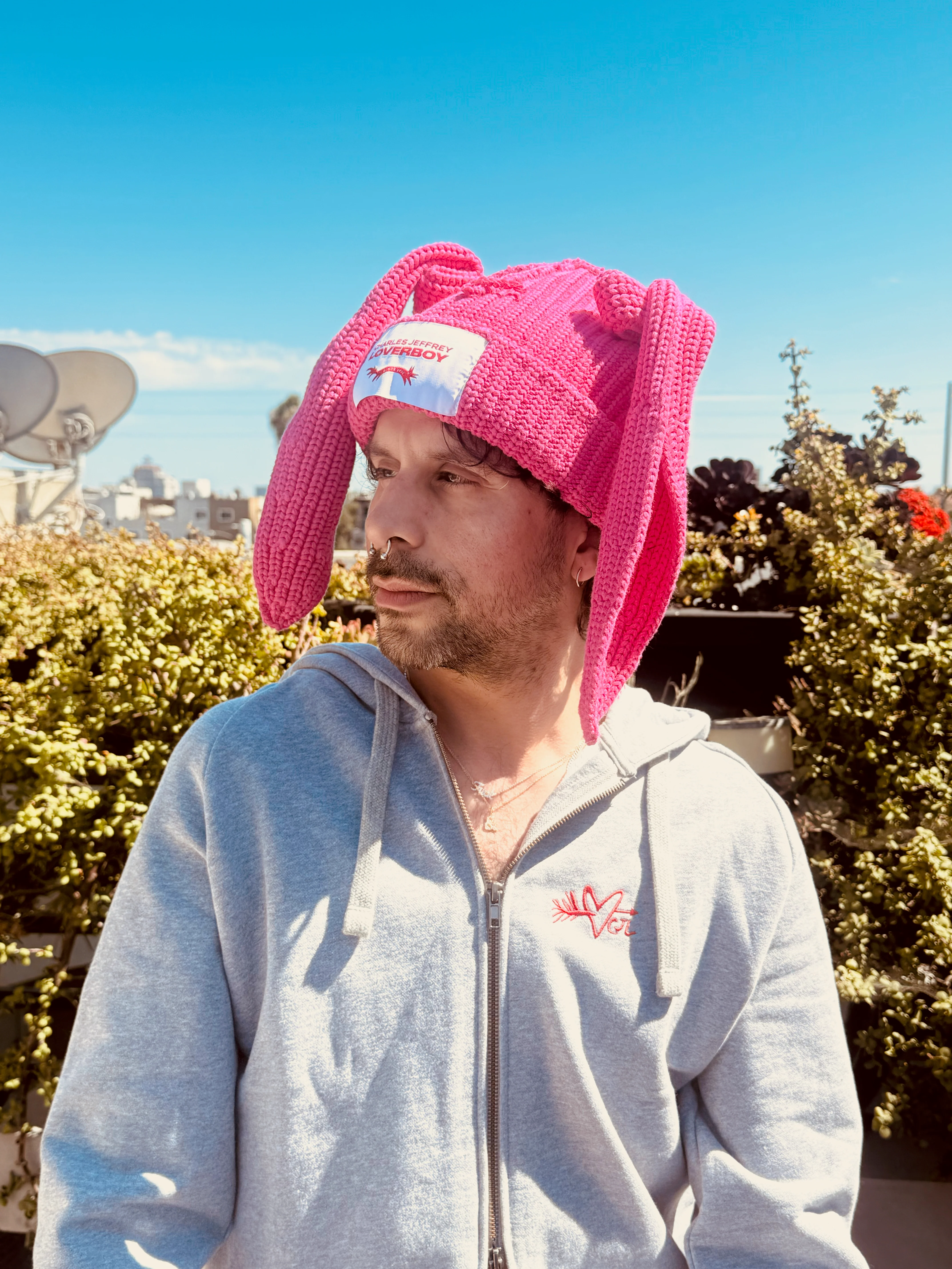LOVERBOY BY CHARLES JEFFREY CHUNKY RABBIT BEANIE in PINK - Image 2