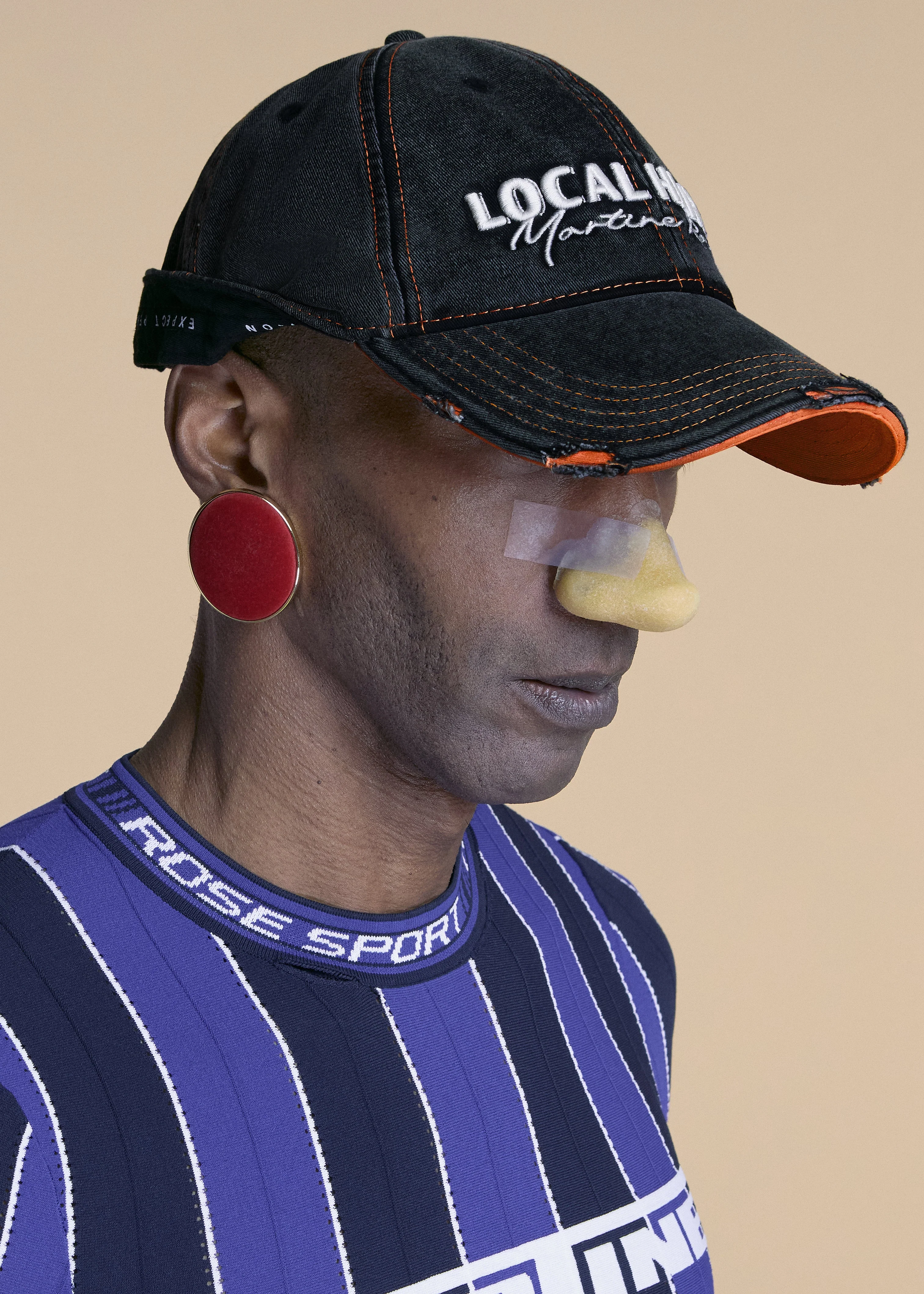 MARTINE ROSE ROLL BACK CAP in BLACK ORANGE - Image 4