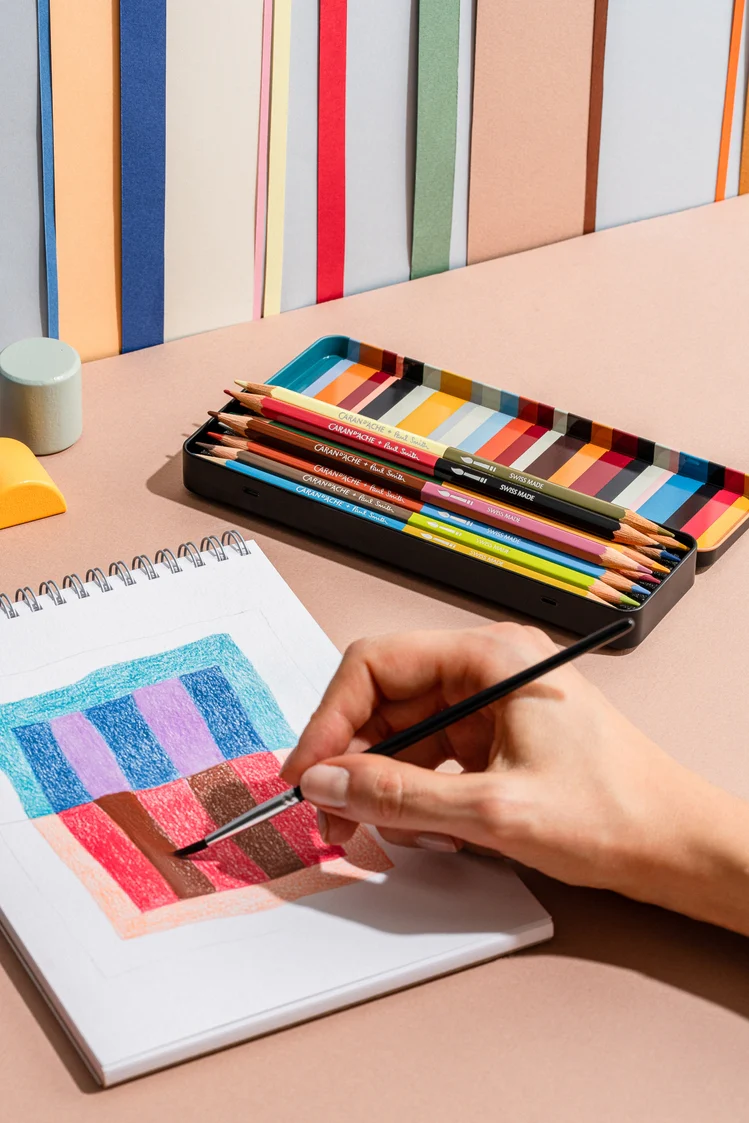 Paul Smith Bi-Color Pencil Set - Image 3