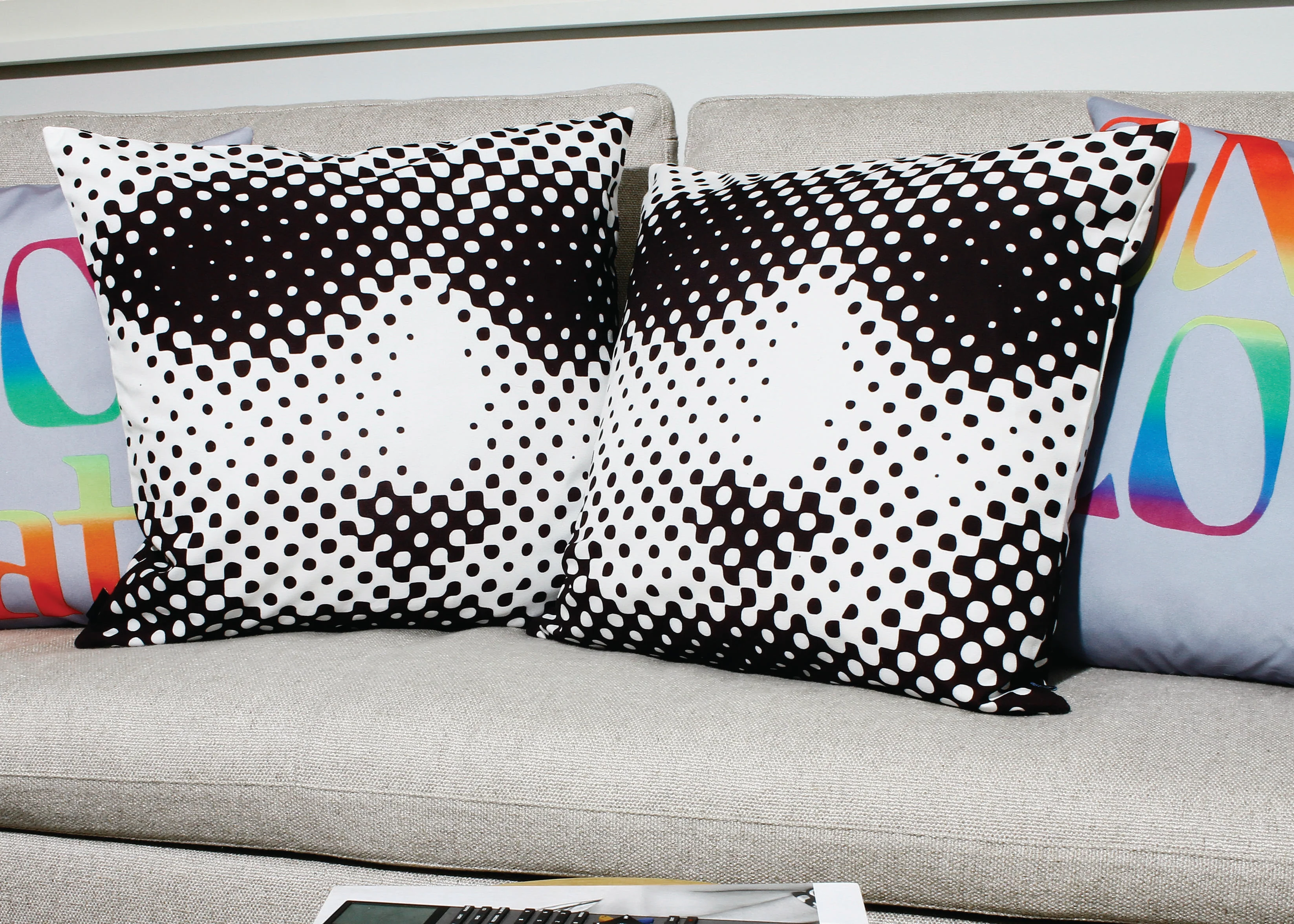Richard Phillips Pillow for Henzel Studio - Image 2