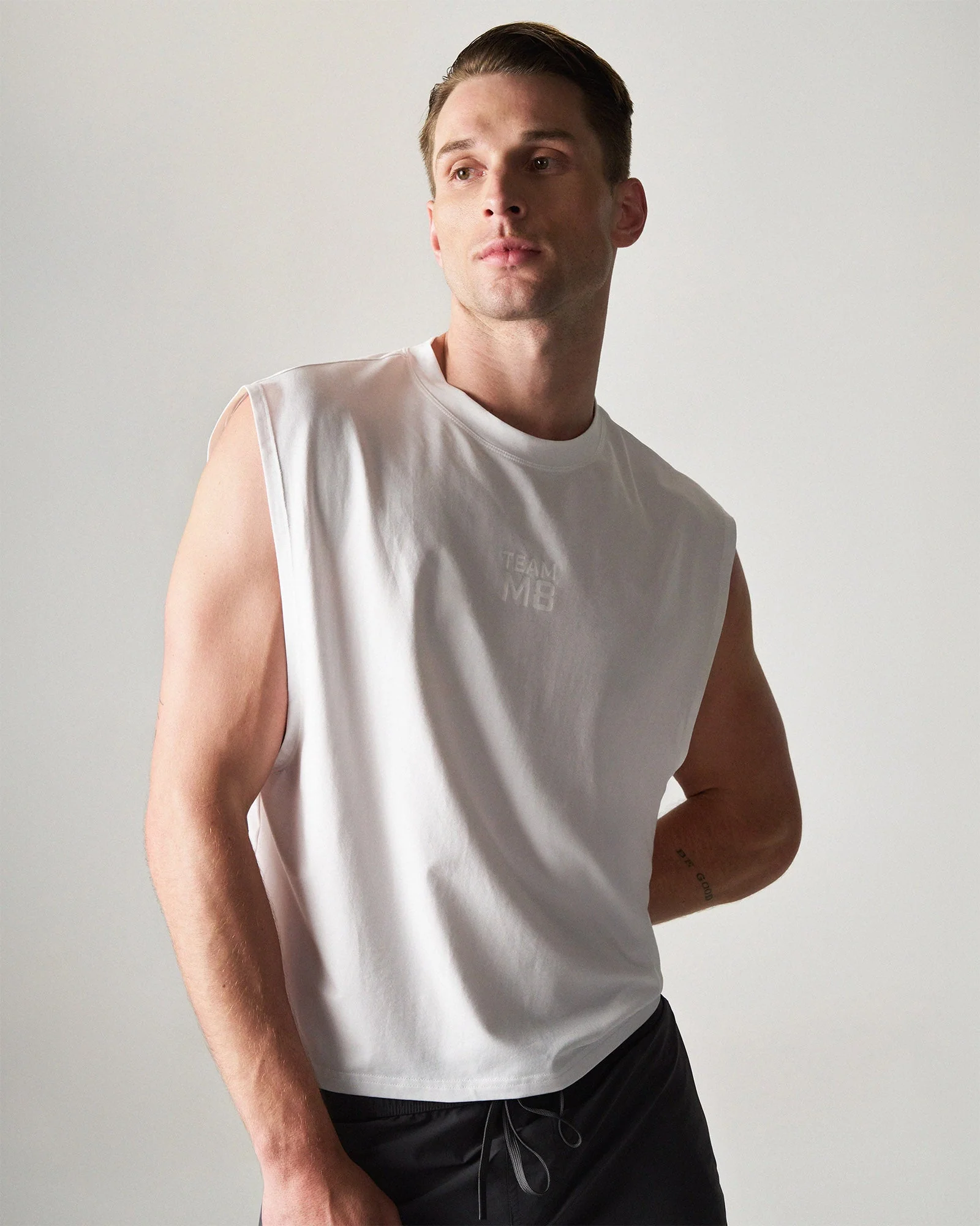 TEAMM8 Strike Box Muscle Tank 2.0. - White - Image 2
