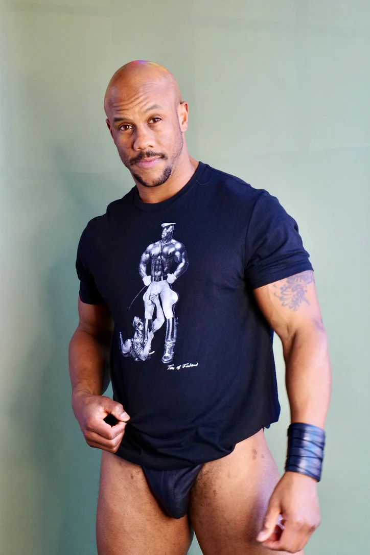 Tom of Finland WORSHIP T-Shirt Black - Image 5